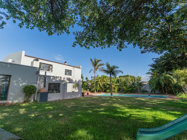 5 Bedroom Property for Sale in Summerstrand Eastern Cape